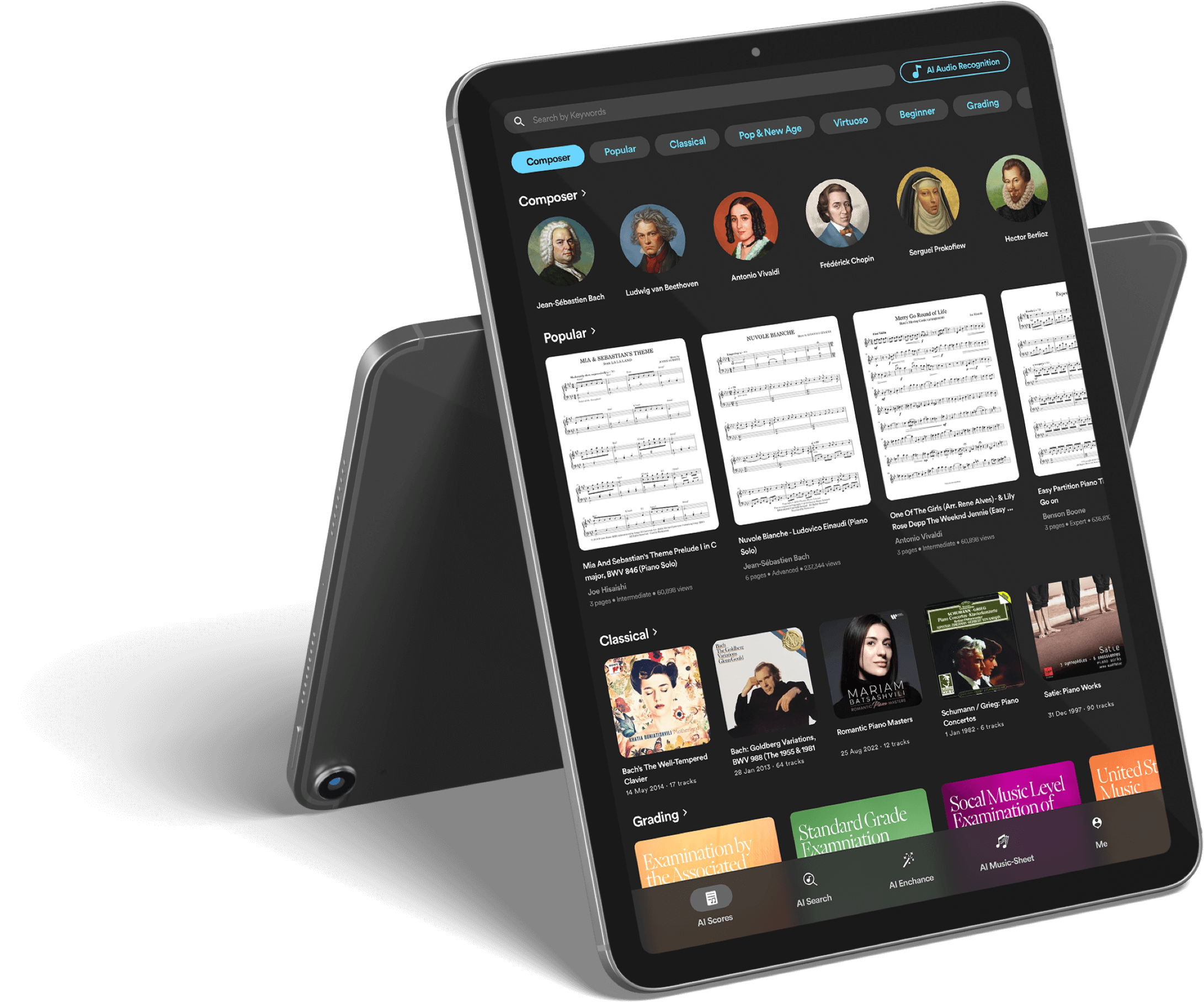 DeepPiano App 在 iPad 上展示 AI 钢琴乐谱与陪练界面